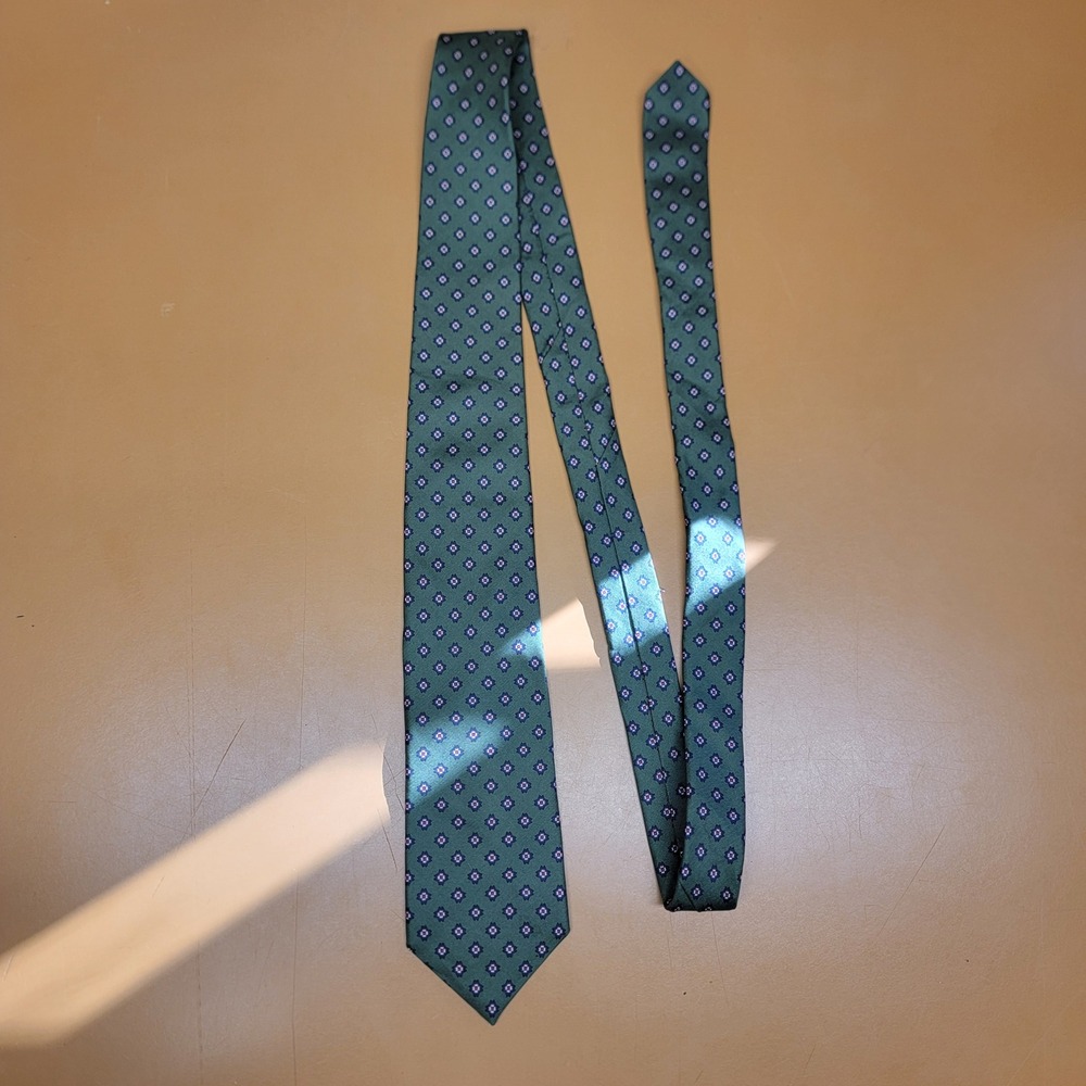 John Wanamaker Rittenhouse Collection Mens Silk Tie Green Floral Made in Italy